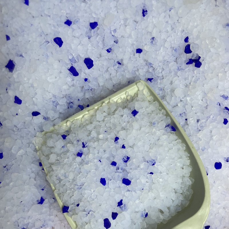 Silica cat litter